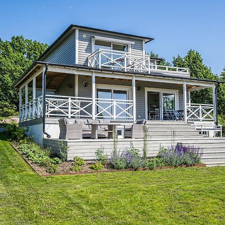 Exclusive Tranquil Villa By The Sea, Boat Available Drottningskär Exteriér fotografie
